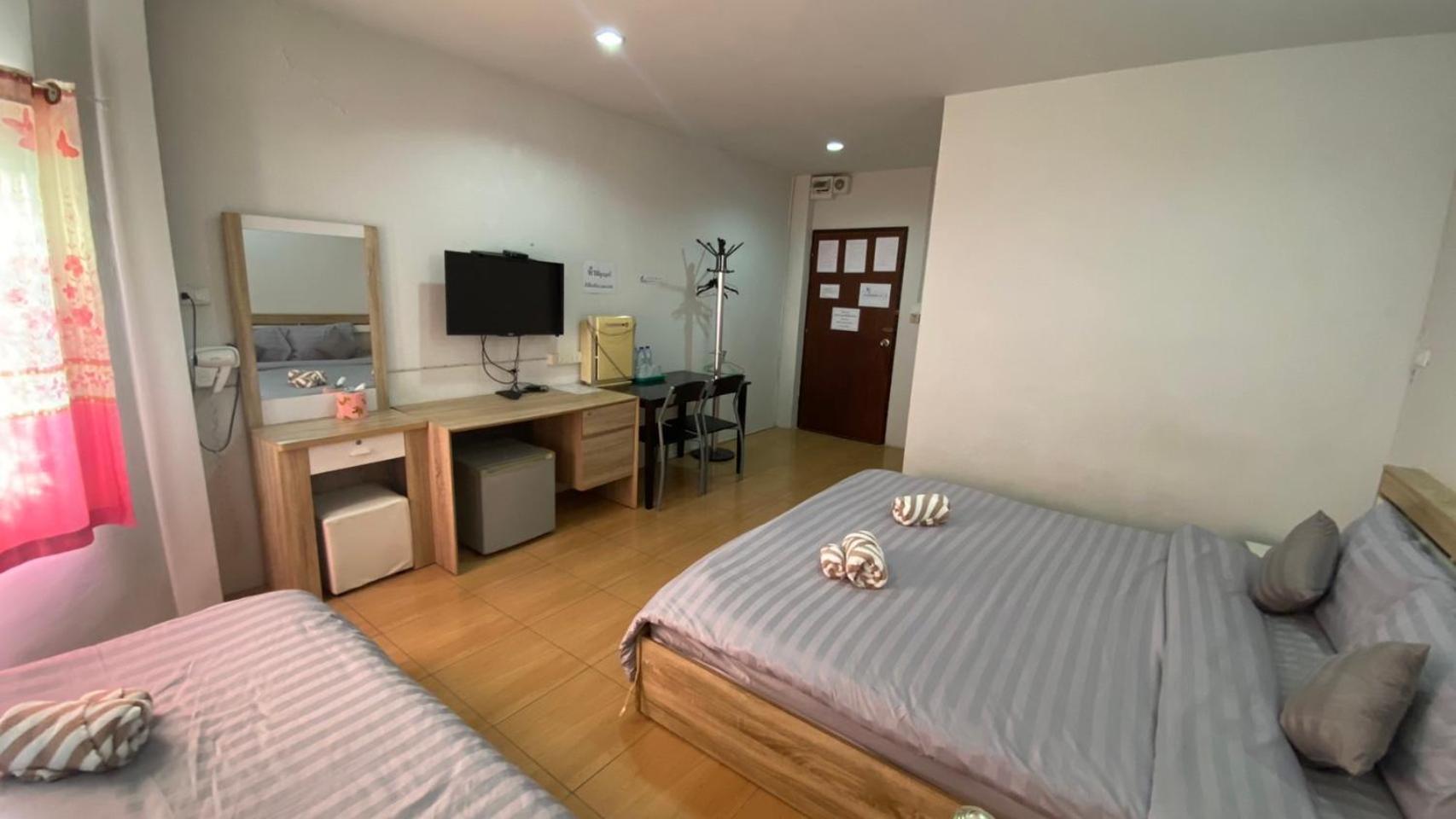 Alongkorn Hotel By Sb Samut Songkhram Экстерьер фото