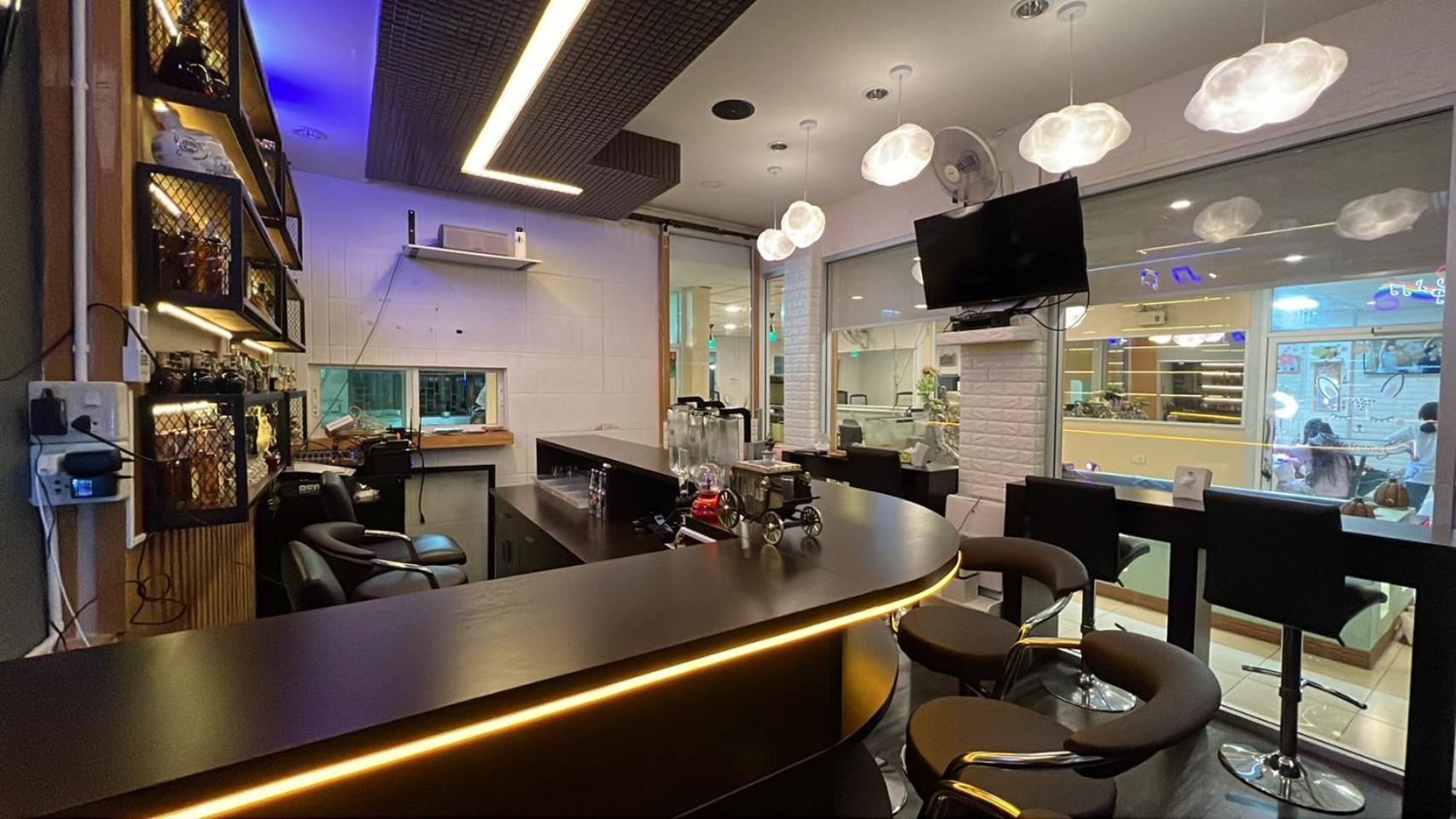 Alongkorn Hotel By Sb Samut Songkhram Экстерьер фото
