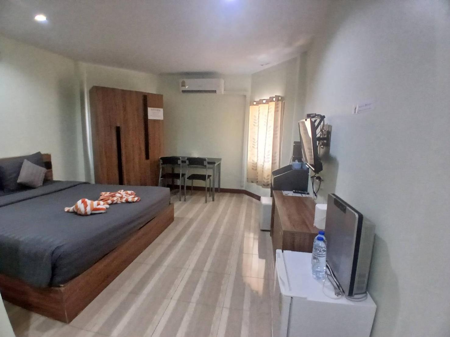 Alongkorn Hotel By Sb Samut Songkhram Экстерьер фото
